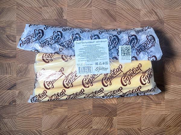 Сыр 1 кг ГОРНЫЙ СЫРОВАР (Балыковый копчёный) в Давыдово